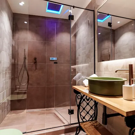 Konukevi Palazzo San Fedele -