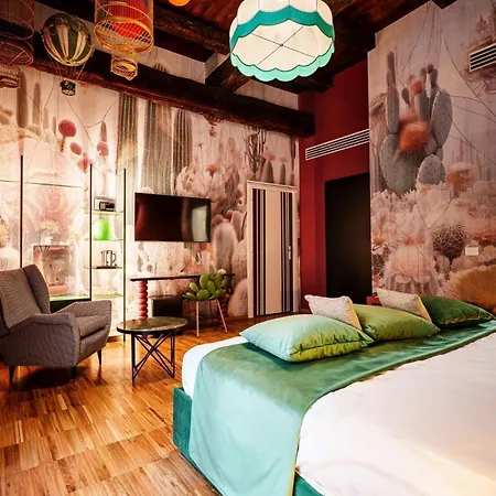 Palazzo San Fedele - 4* Como